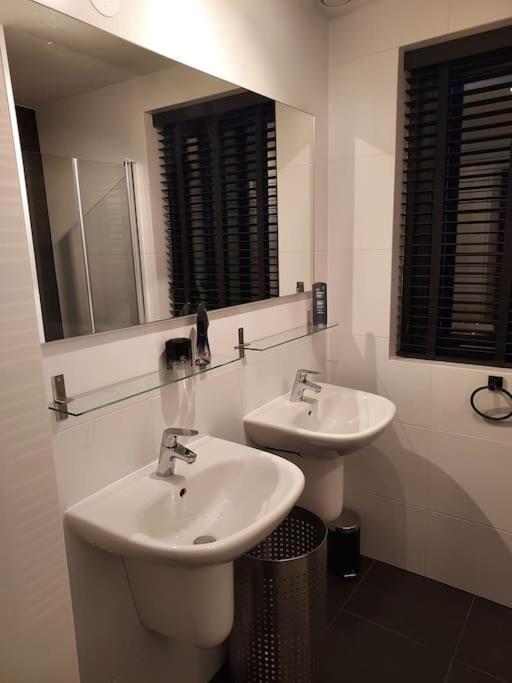 Heerlijk Huys, Vakantievilla Met Prive Tuin Ewijk Esterno foto