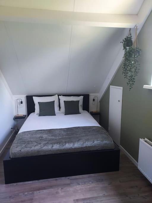 Heerlijk Huys, Vakantievilla Met Prive Tuin Ewijk Esterno foto