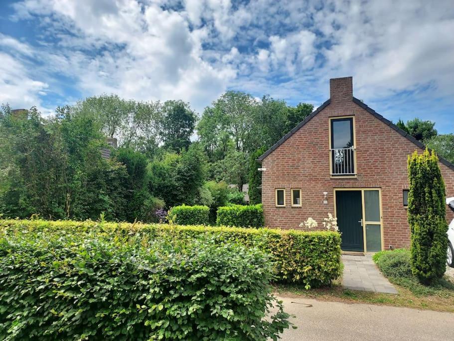 Heerlijk Huys, Vakantievilla Met Prive Tuin Ewijk Esterno foto